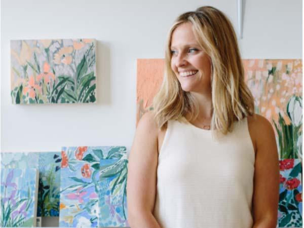 Pink Chicken | Blog Lulie's Llamas