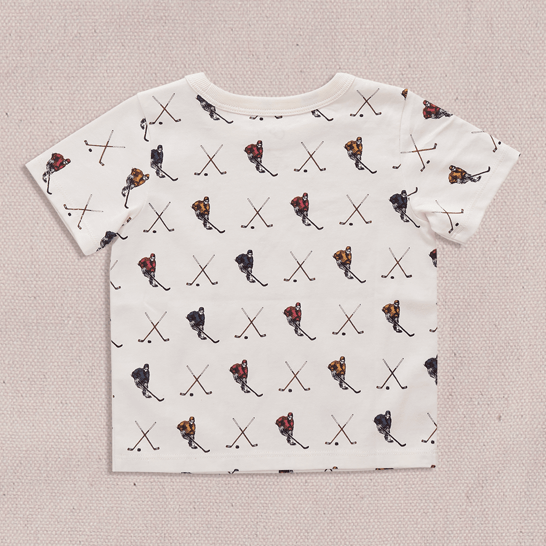 Adventure T-Shirt - Hockey Players | Pink Chicken