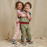 Puzzle Jogger - Green Color Block