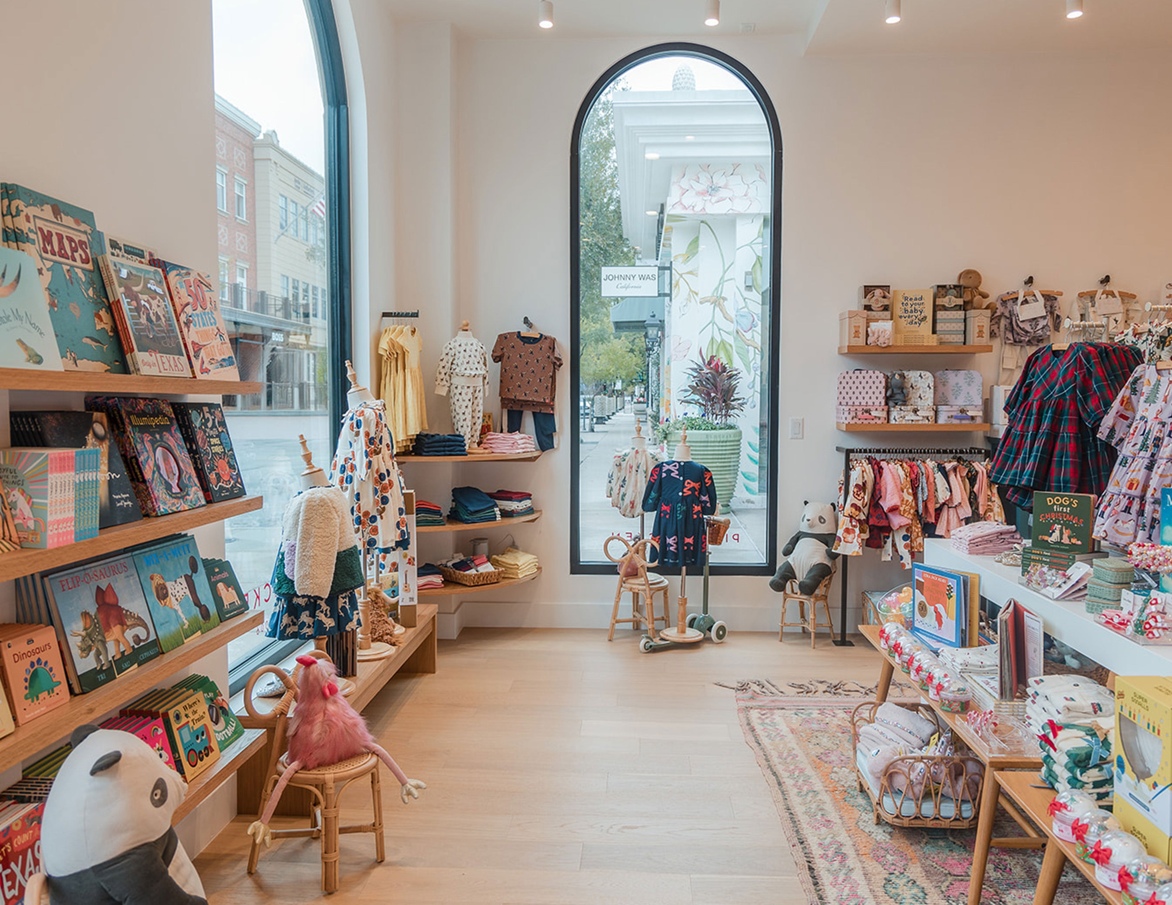 Our Stores – Pink Chicken