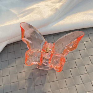 Oversized Butterfly Hairclip - Peach